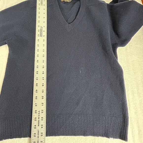 Vintage Buffums California Mens Navy Blue V-Neck Wool Sweater Large Pullover - Picture 7 of 9